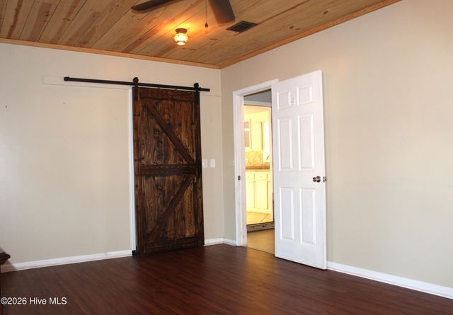 108 Foxlair Drive, Hubert, NC 28539