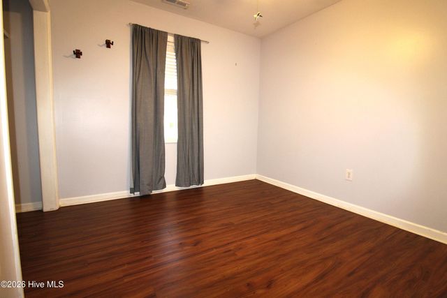 108 Foxlair Drive, Hubert, NC 28539