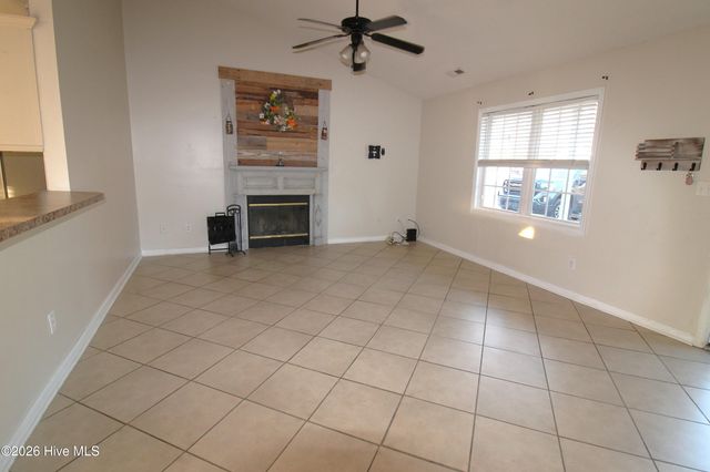 108 Foxlair Drive, Hubert, NC 28539