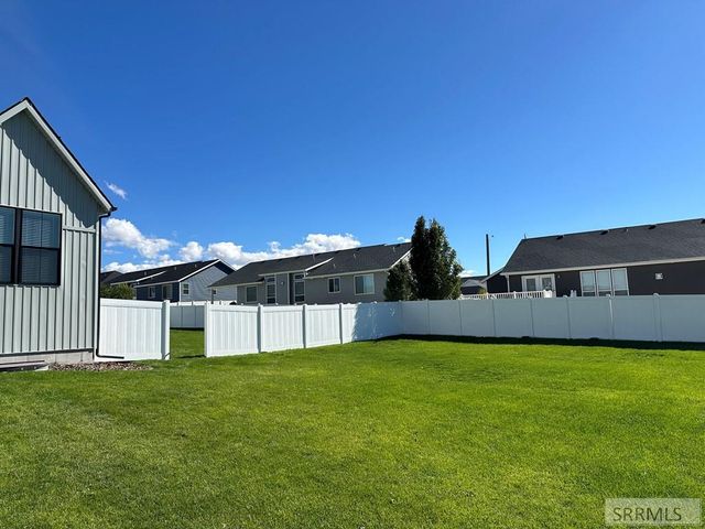 733 Rustic Road, Pocatello, ID 83201