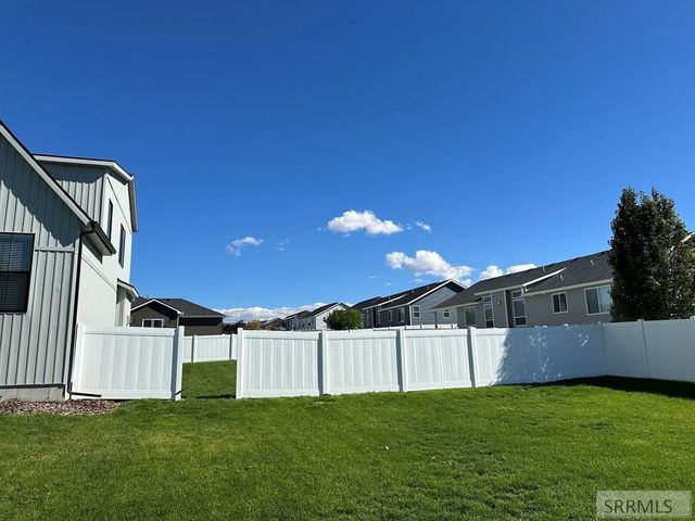 733 Rustic Road, Pocatello, ID 83201