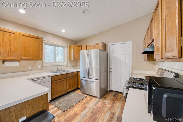 7557 Chilson Road, Pinckney, MI 48169