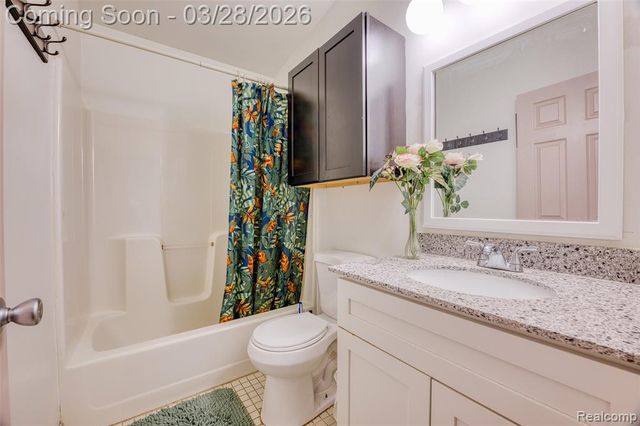 7557 Chilson Road, Pinckney, MI 48169