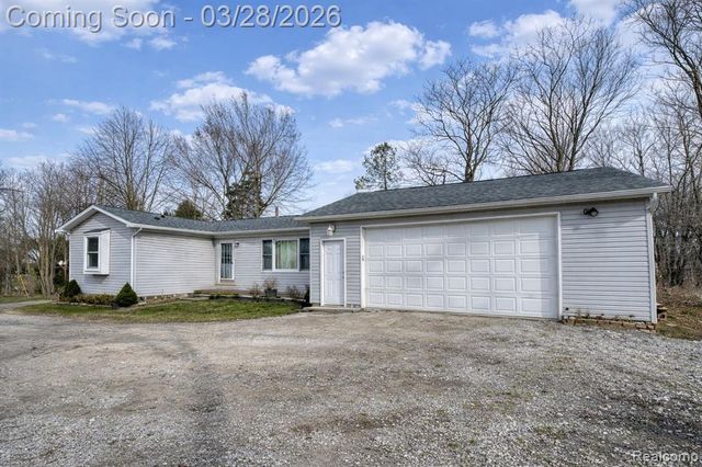 7557 Chilson Road, Pinckney, MI 48169