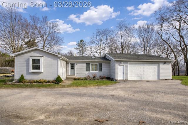 7557 Chilson Road, Pinckney, MI 48169