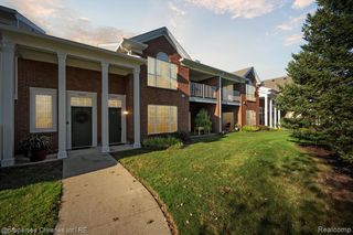 16865 Carriage Way, Northville, MI 48168
