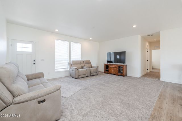 11173 N Garduno Road, Maricopa, AZ 85139