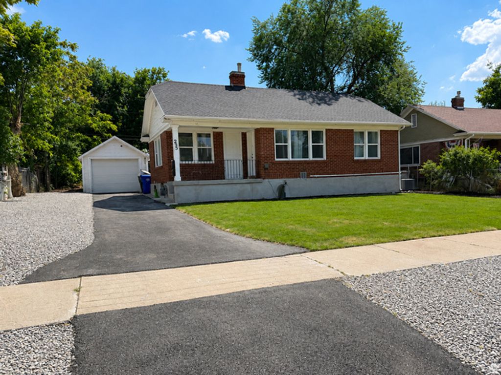 235 W INTERNATIONAL AVE, Tooele, UT 84074 — exterior