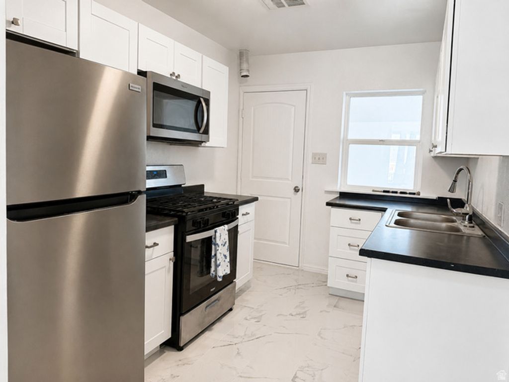 235 W INTERNATIONAL AVE, Tooele, UT 84074 — photo 4