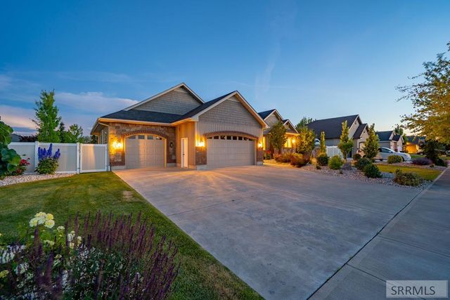 636 Gatehouse Lane, Idaho Falls, ID 83404