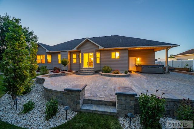 636 Gatehouse Lane, Idaho Falls, ID 83404