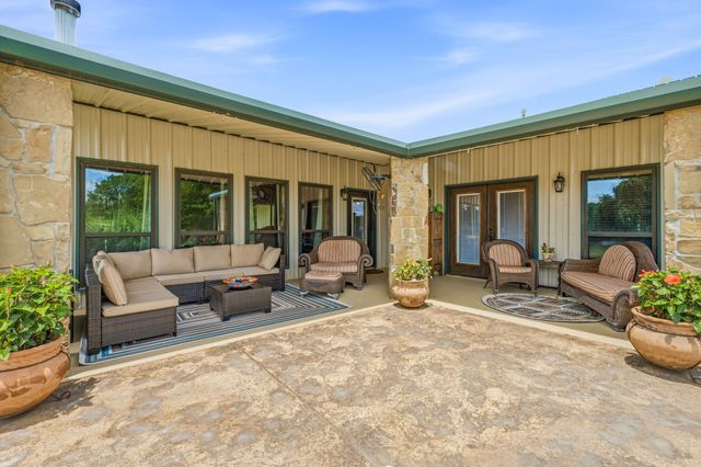 261 Dub Lane, Poolville, TX 76487