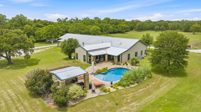 261 Dub Lane, Poolville, TX 76487