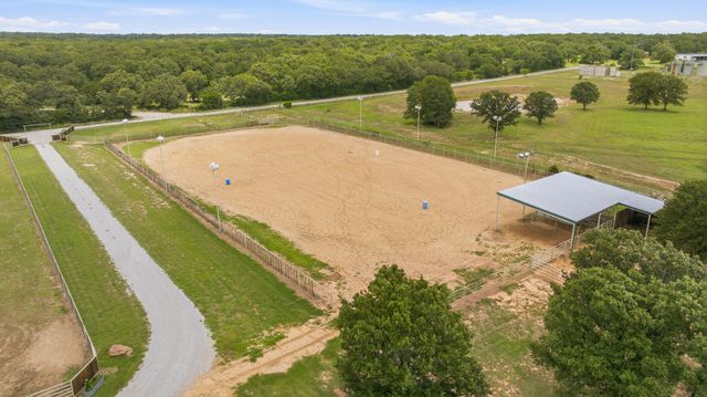 261 Dub Lane, Poolville, TX 76487