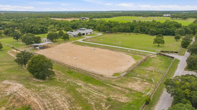 261 Dub Lane, Poolville, TX 76487