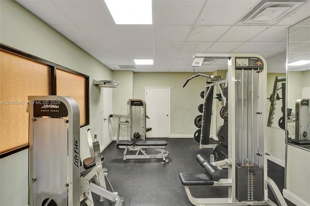 3180 S Ocean Dr 415, Hallandale Beach, FL 33009