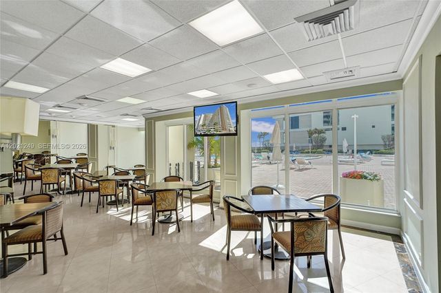 3180 S Ocean Dr 415, Hallandale Beach, FL 33009