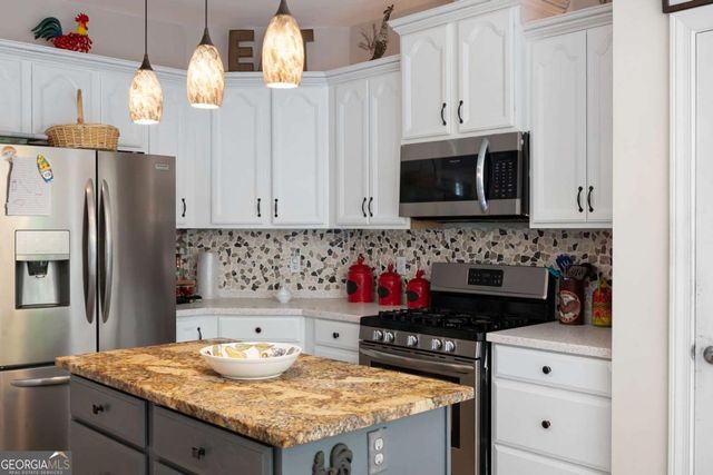 310 Oscar Way, Dallas, GA 30132