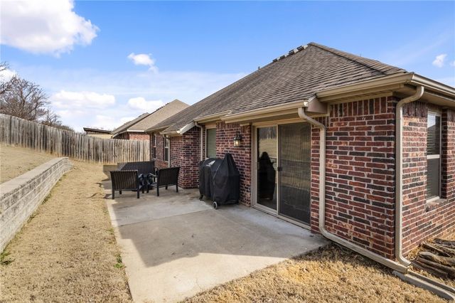 4313 W Murfield Drive, Rogers, AR 72758