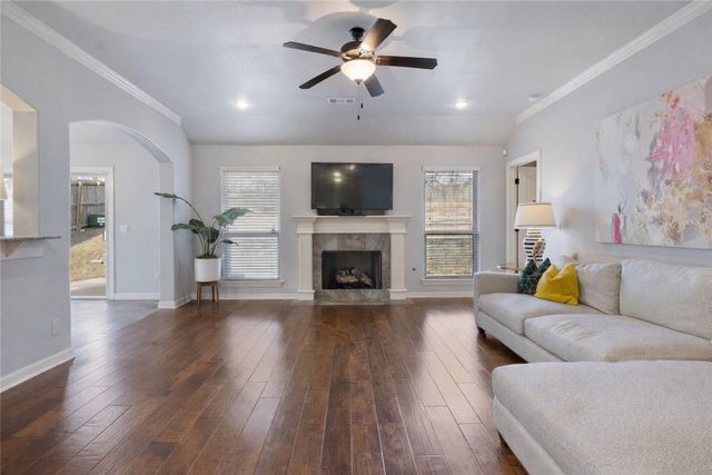 4313 W Murfield Drive, Rogers, AR 72758