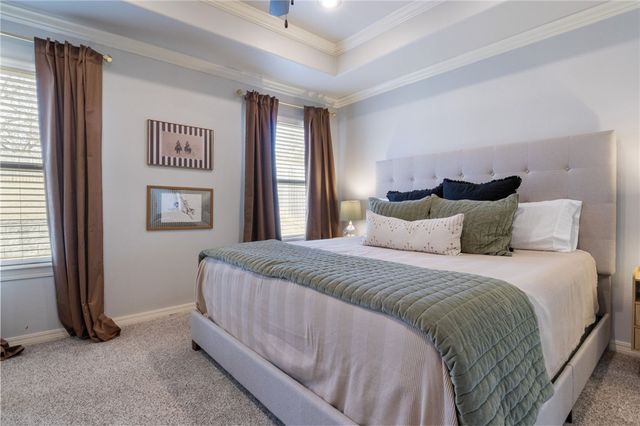 4313 W Murfield Drive, Rogers, AR 72758