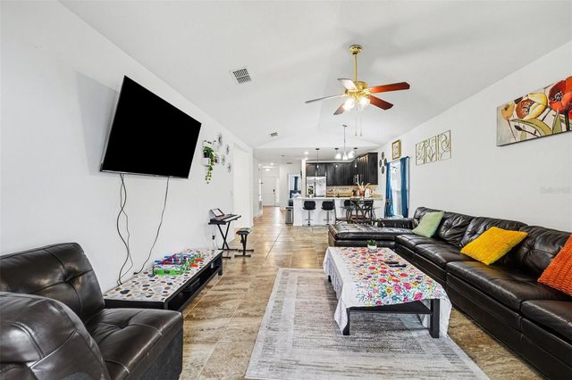 815 MONTGOMERY WAY, Davenport, FL 33897