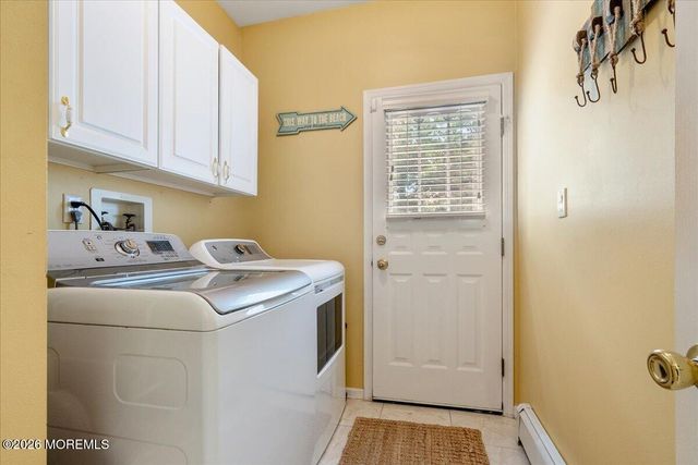 5 Martin Court, Manalapan, NJ 07726