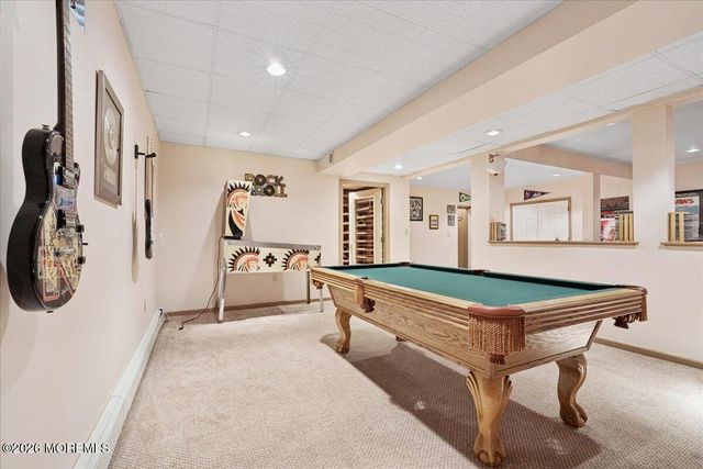 5 Martin Court, Manalapan, NJ 07726