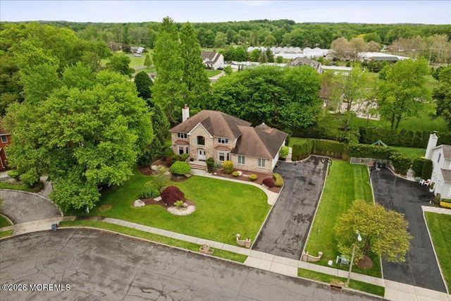 5 Martin Court, Manalapan, NJ 07726
