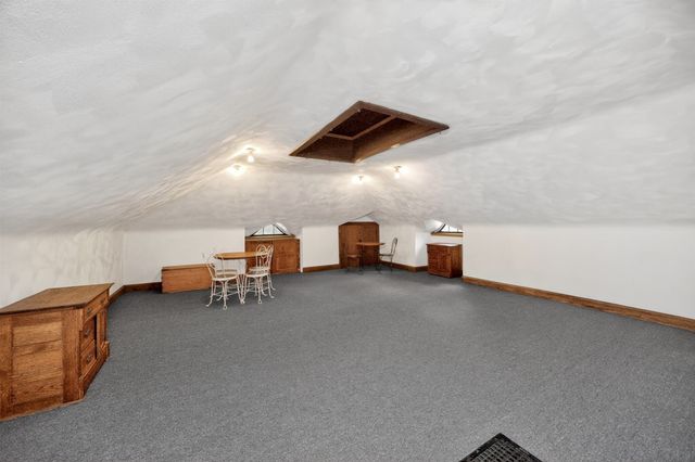 3220 John Lynde Road, Des Moines, IA 50312