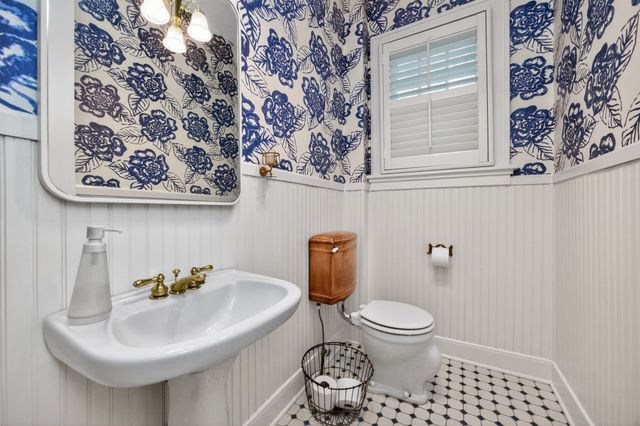 3220 John Lynde Road, Des Moines, IA 50312