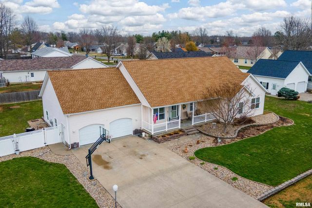 315 EVERGREEN Trail, Herrin, IL 62948