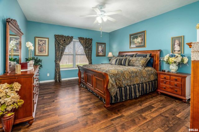 315 EVERGREEN Trail, Herrin, IL 62948