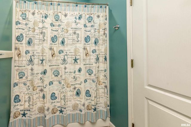 315 EVERGREEN Trail, Herrin, IL 62948