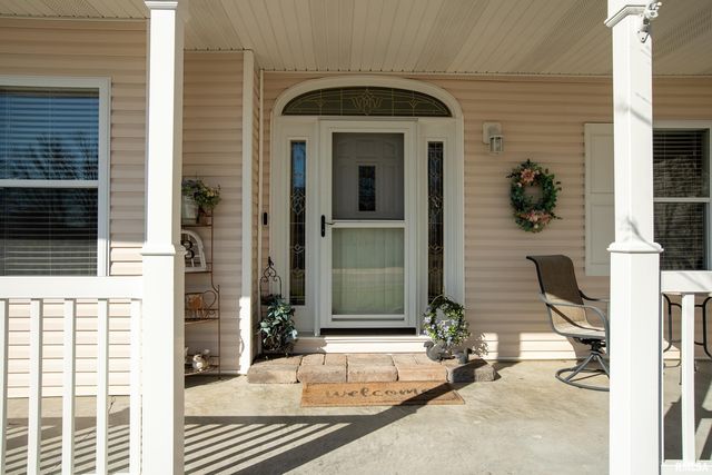 315 EVERGREEN Trail, Herrin, IL 62948