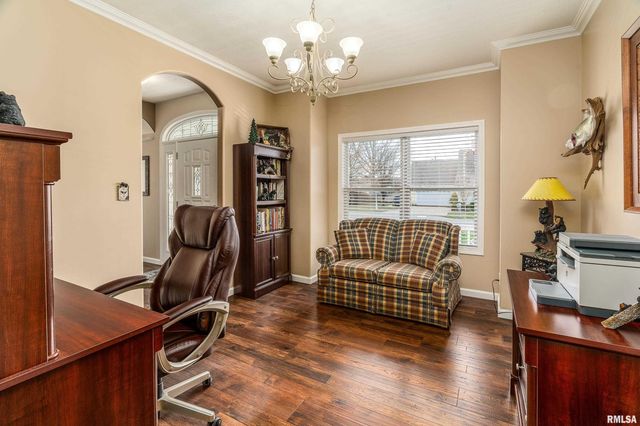 315 EVERGREEN Trail, Herrin, IL 62948