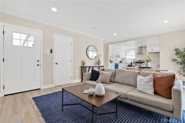 634 E Bonnie Brae Court, Ontario, CA 91764