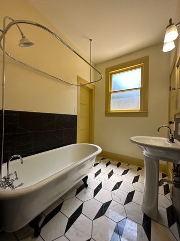 4910 Victor Street 1, Dallas, TX 75214