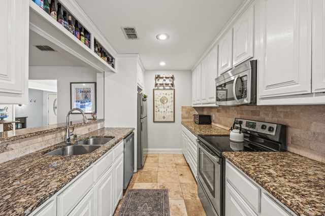 405 Valley Glen Drive, Richardson, TX 75080