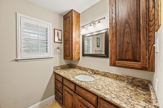 405 Valley Glen Drive, Richardson, TX 75080