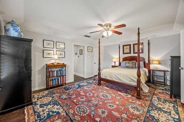 405 Valley Glen Drive, Richardson, TX 75080