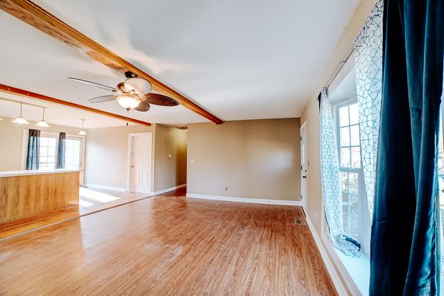 503 W Park Avenue, Watseka, IL 60970