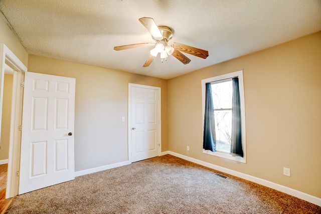 503 W Park Avenue, Watseka, IL 60970