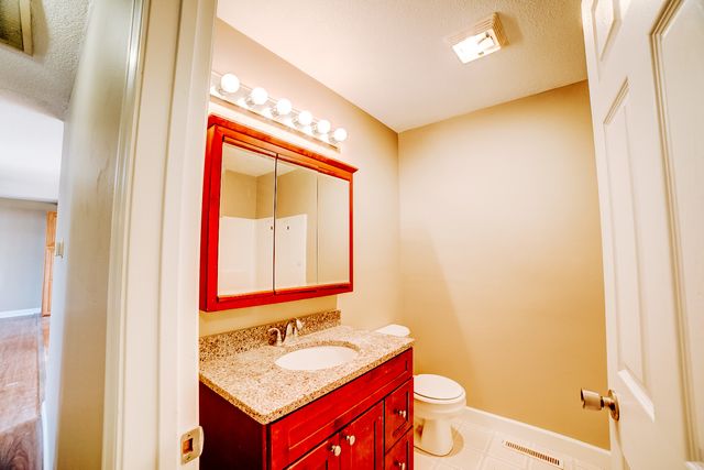 503 W Park Avenue, Watseka, IL 60970