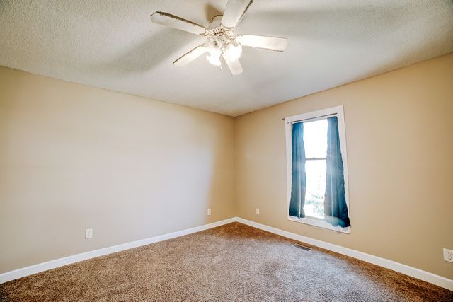 503 W Park Avenue, Watseka, IL 60970