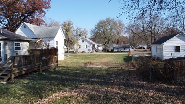 503 W Park Avenue, Watseka, IL 60970