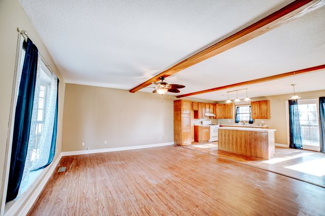 503 W Park Avenue, Watseka, IL 60970