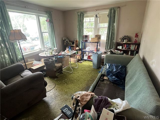 15 Allendale Road, Cheektowaga, NY 14215