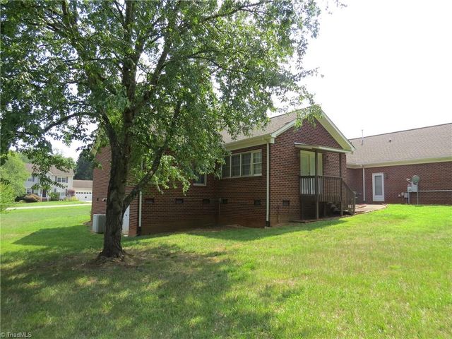 1464 Steve Street, Kernersville, NC 27284