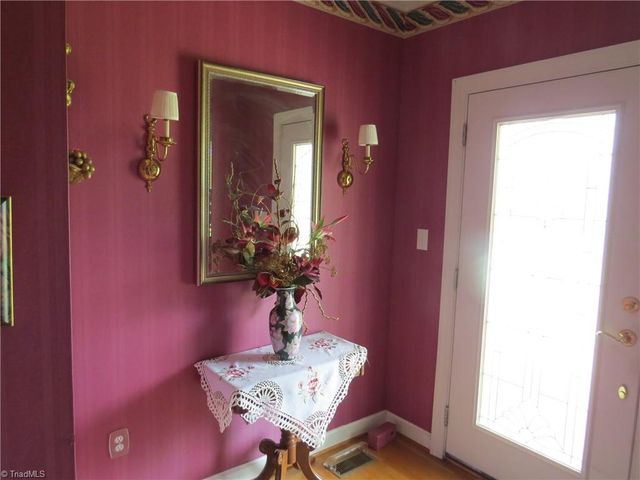 1464 Steve Street, Kernersville, NC 27284